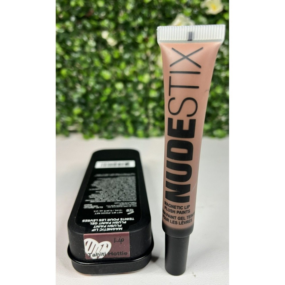 Nudestix  ~ Tahiti Hottie ~ Magnetic  Lip Plush Paint Gel - NEW
